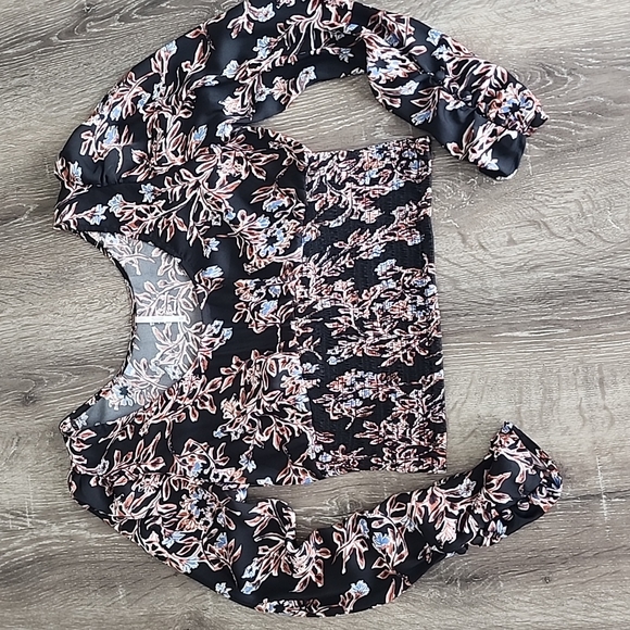 Free People Womens Santiago Printed Smocked Crop Top Black Floral - Picture 4 of 9